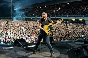 17K views · 911 reactions | Bruce Springsteen & The E Street Band cierran su gira europea ¡por todo lo alto ! | Sony Music Spain | Facebook