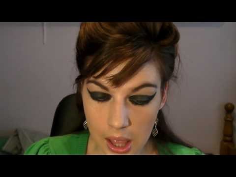 Amy Winehouse Makeup Tutorial - FULL EYE makeup guide