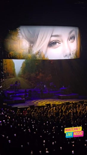 11K views · 393 reactions | ✨ Alejandro Sanz nos erizó la piel al interpretar su icónica canción “Amiga Mía” en Monterrey.  | Monterrey Live | Facebook