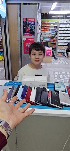 13 телефонов 1 мак и айпад от Амира @essegolden с доплатой 10к на iPhone 12 mini #обмен #телефон #казахстан #shomavipservice #алматы