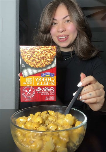 Delicious Cheesy Shells from HEB Hamburger Helper