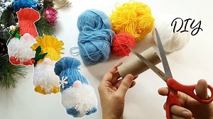 Świąteczne krasnale na choinkę z resztek włóczki - łatwe Recykling DIY