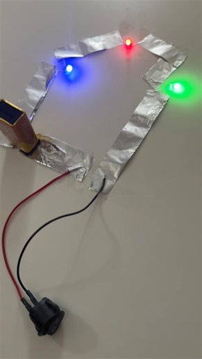 Build a Working Circuit Using Aluminum Foil 🔋 Science Hack!