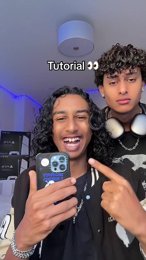 Engaging Greenscreen Video Tutorial by Adams