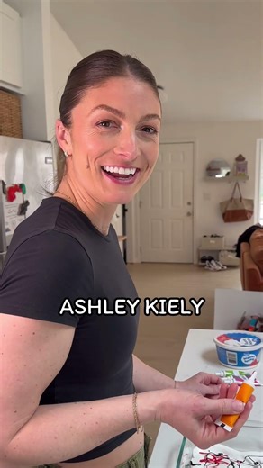 How To Color EASTER EGGS For Exactly $5! #shorts