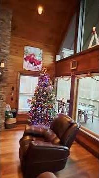 Trillium Mountain | Gatlinburg Luxury Cabin w/ Hot Tub & Theater | Smoky Mountain Vacation Cabins