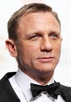 Daniel Craig