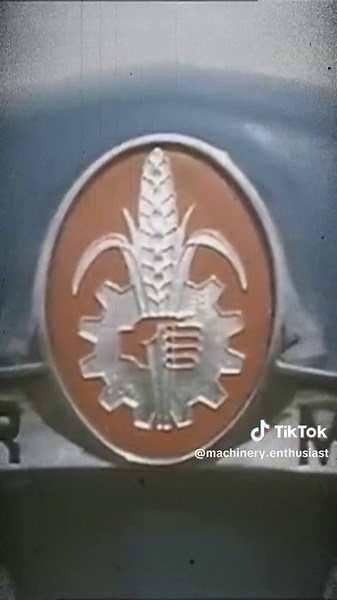 The Fordson Major Tractor #tractor #tractorlover #tractors #classictractor #history #ford #fordtractor #fouryou #for #fordson #fordsonmajor