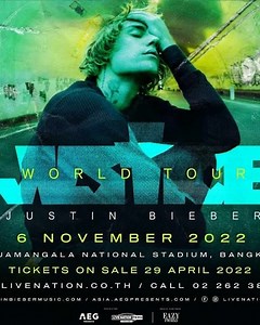 2.3M views · 52K reactions | justin biber แย่งตั๋วกันเดือด ใบนึงเป็นล้าน!! . . ขอบคุณ เสื้อ GQ | โปรดิวเซอร์ ยุง | Facebook