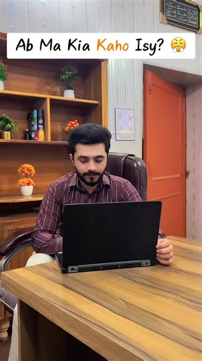 BOOST UP Future on Instagram: "Ab Ma Kia Kaho Isy 😤😅 #veharians #businessowner #vehari #officelife #boostupfuturevehari #business #boostupfuturevehari #digitalmarketing"