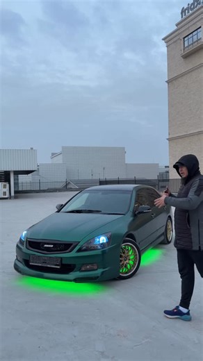 Марат Абу Мухаммад on Instagram: "Мы полностью преобразили внешний вид Honda Inspire UC1 и хотим, чтобы финальное имя выбрали наши подписчики 💚 Go in comment 🔥✍️ SPEC По кузову: • обвесы вкруг MUGEN • решётка радиатора MUGEN • козырёк из ABS пластика на заднее ветровое с AliExpress • диски литые с Японии в оригинале BBS r18 • резина Bridgestone 225/45 Оптика: • фары от рестайлинга • линзы на дальний+ближеий 3дюйма • биледы с лазером • подсветка линз "бычий глаз" Дополнительное освещение: • под