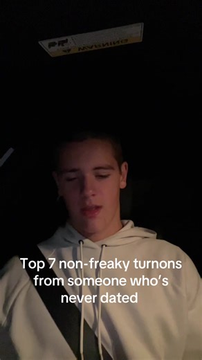 #girls #turnons #messybun | messy bun