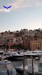 Maruzzella Maruzzè!😍🌊🚲☕🎶 | Free Wings Napoli