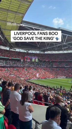Liverpool FC fans boo national anthem ‘God save the King’ ahead of kick-off vs Crystal Palace at Wembley Stadium 😳🗣️ | Daily Mail Sport