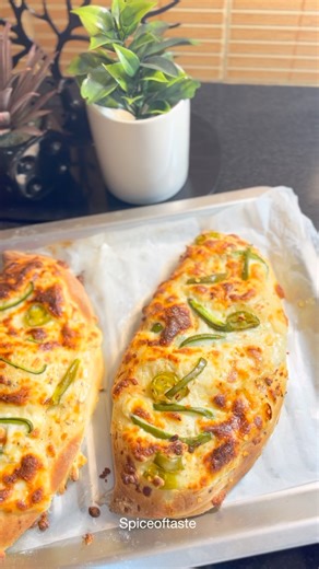 Spiceoftaste👅 on Instagram: "🧀 Cheesy Pull Sticks Follow @spiceof_taste for easy & yum recipes #CheeseSticks #Cheesy #CheesePull #SnackTime #FoodReels #HomeBaked #CheeseLovers #yummy #ViralReel #ReelsTrending #ReelsViral #InstaReels #FoodReel #FoodViral #CheesyReel #TrendingNow #ExploreReels #InstaTrending #SnackReel #cheesepull #baking Cheesy snack | Cheese pull | Homemade | Baked snack"
