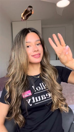 3 tips para tener el pelo sano, bonito e hidratado con un solo producto 💆‍♀️✨ El secreto está en el Nutritive 8H Magic Night Serum de Kérastase, el tratamiento nocturno que repara mientras duermes 🌙 💧 Tip 1: Aplícalo antes de dormir para nutrir intensamente durante 8 horas. Su fórmula con niacinamida y extractos vegetales devuelve la suavidad y el brillo. 🌸 Tip 2: No lo enjuagues. Al despertar, tu pelo estará más manejable, sedoso y con menos frizz. ☀️ Tip 3: Úsalo también de día en medios y