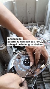 Assalaamu'alaikum. The washing machine breaks down quickly because the gearbox is leaking. Mesin cuci cepat rusak karena gearboks bocor. | Suhamrul Suyaeni