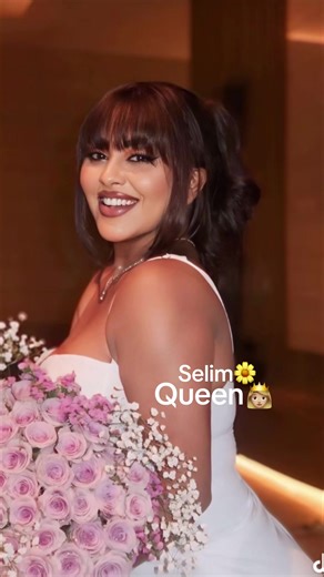 فيديوهات أنشأها ሰሊም💅🌼 (@recorder123456) باستخدام Happy Birthday Queen - Kimoereus