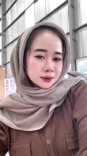 Gloglowing: Rahasia Kulit Bersinar Setiap Hari