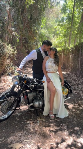 Tania Spring Fotografía on Instagram: "Hermoso Matri de la Fran & Nico 🏍️❤️📸 #Wedding #photography #fotografíadebodas #trend"