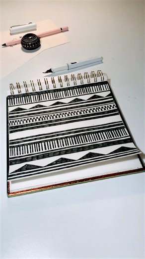 Abstract Art - Pattern Design - Drawing a new Pattern for Pillow Collection