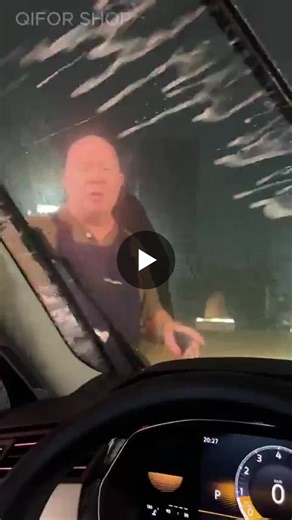 #micromanagement #poor #communication #lack #of #empathy #takes #credit #for #others #unapproachable #inconsistent #lacks #vision #plays #favorites #avoids #responsibility #resists #change | Ahmad Khan