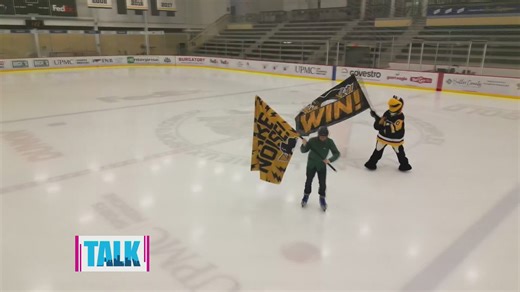 Boaz hangs out with Iceburgh