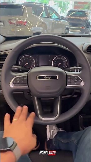Jeep Renegade: Volante Elétrico e Painel Digital para Você! #shorts