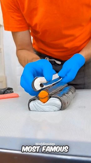 Look how Russia’s most famous Angry Bird candy is made.” | Worldinsides