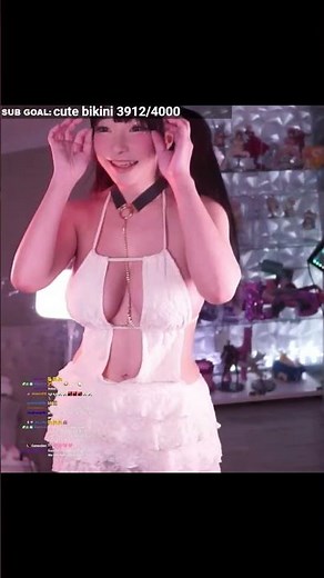 AsianBunnyX brings the energy with this dance moment 🔥💃 #viral #funnymoments #gaming #youtubeshorts