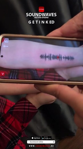 where are you from? 👀 #fyp #thephoto #silvesterlook #nyeoutfit #tattoos #soundtattoo #soundwavestattoo #soundwavetattoo