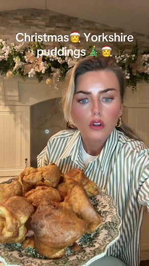 Christmas Yorkshire pudding recipe🤌🏻🥰#foryou #fyp #christmas #mom #foodlover