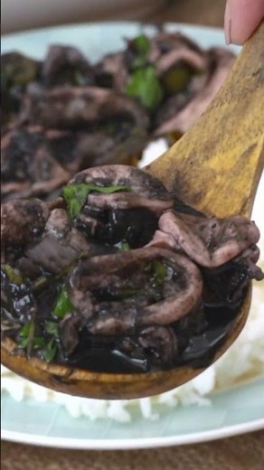 Adobong Pusit – A Must-Try Filipino Classic!