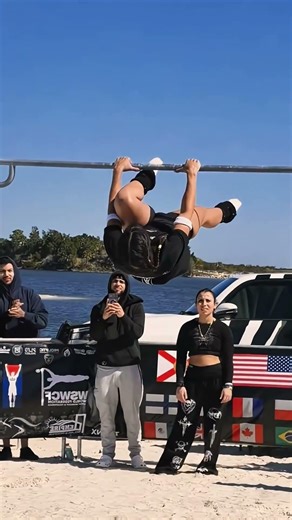 Girls who keep fit have incredible resilience.#gilrpower #gym #aura #fyp