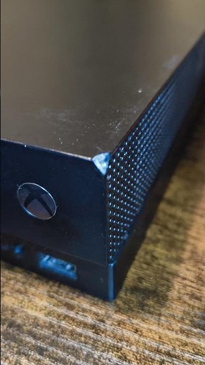 Cheapest Xbox One X - Clean - Thermal Paste - SSD Upgrade all to play Halo 5 4K 60fps -no PC version