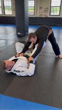 Spider/Lasso - Setting the Position, Switching Sides, and Attacking Submissions