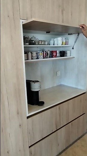 Alacena de cocina con mueble horizontal. #carpintero #mueblesmodernos #home #diy
