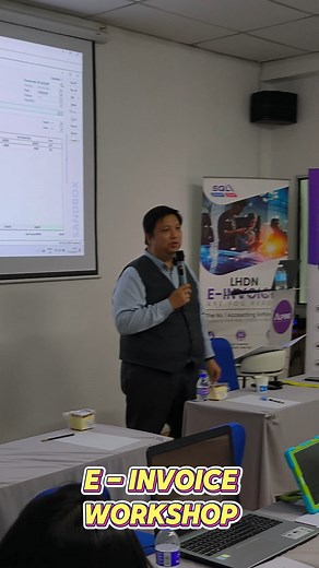 📢 还在为E-Invoice头疼？看看他们是怎么学会的！ 🔥 实战教学·满满干货 🔥 📍 线下E-Invoice课程圆满结束！今天的学员们收获满满，从0到精通，彻底搞懂电子发票的操作流程！🎯 💡 课程亮点回顾： ✅ MyInvois设置，手把手教你配置系统 ✅ SQL会计软件实操，轻松开E-Invoice ✅ 避坑指南，避免罚款，合法合规 ✅ 专家答疑，解决你的所有困惑！ 🎥 现场气氛火爆，大家都学得超认真！ -------------------------------------------------------- 🌟 如果你也关注更多商业资讯和E-invoice操作技巧，记得点赞&关注我！ Alpine【您企业增长的好伙伴】 ✅ 16年企业辅导顾问 ✅ 服务超过13 000中小型企业 我们提供： 📊 SQL系统，全方位解决方案 🧾 最新政策、商业资讯和E-invoice管理知识科普 🚀 帮助你企业成功的路上，轻松应对政策变化！ ⚡ 赶紧收藏 关注我们其他社群平台吧！ 🌟 📺 IG👉https://reurl.cc/04jdAb 📕小红书👉http