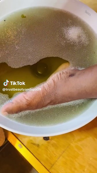 TRUSTY BEAUTY AND SPA (@trustbeautyandspa09)’s videos with Angel Numbers / Ten Toes - Chris Brown