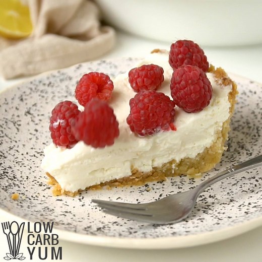 829K views · 272 reactions | An easy NO BAKE cheesecake made with ricotta and cream cheese! Get the full printable recipe --> https://lowcarbyum.com/italian-lemon-ricotta-cheesecake/ | Low Carb Yum | Facebook