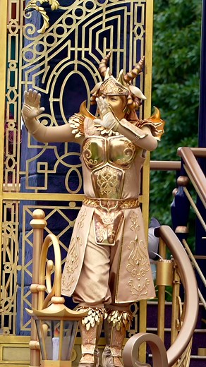 ディズニーハロウィンでの黄金像フレンジー