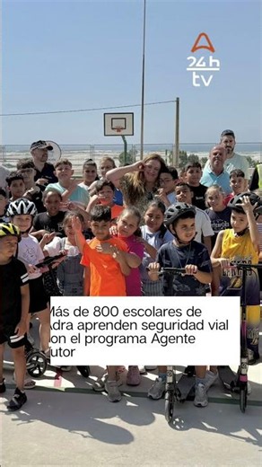 Más de 800 escolares de Adra aprenden seguridad vial con el programa Agente Tutor