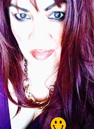 Jade Gifted Lady Tarot (@violerainetarot)’s videos with original sound - Jade Gifted Lady Tarot