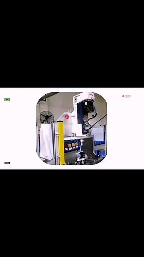 The Sagmit Hubs hydraulic installation process of our bearings ensures a precise fit | Sagmit bike