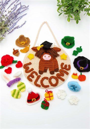 Okay… I’m OBSESSED 🤭🐮 This Highland Cow Welcome Sign Pattern is not only adorable… it’s interchangeable for every season! 🎄🎃🌸 So of course… we’re crocheting it together 💛 Join my FREE LIVE CAL starting May 11th (with 12 prizes!!) 👉 Sign up or grab the PDF to start now on my blog! #crochet #crochetersoftiktok #crochettok #crochettiktok #crocheter