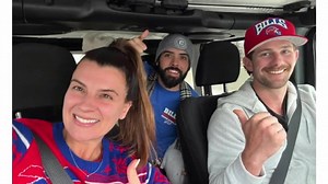 Stranded Bills fans drive back home together from Chicago