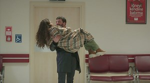 Vezi online serialul "Hercai" subtitrat în limba română - Episodul 70, sezonul 1, vineri, 16 iulie 2021 - VIDEO Reyyan și Miran primesc o veste extraordinară!