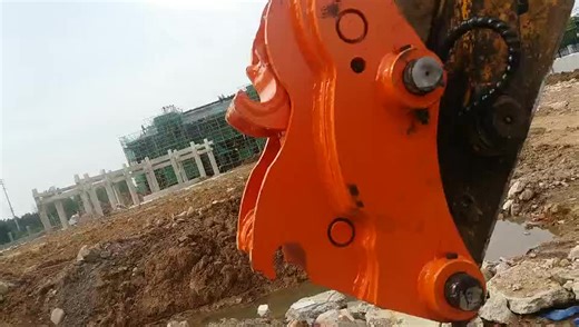 Hydraulic Quick Coupler Universal Fit Excavator Quick Hitch Manufactured by Universal Quick Coupler