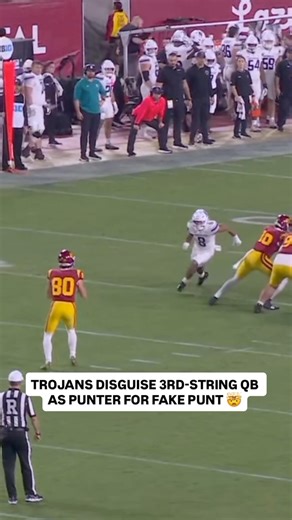 USC Football put third-string QB Sam Huard in punter Sam Johnson’s uniform and pulled off some absolute trickery 👏 | Big Ten Network