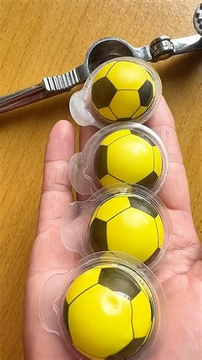 Cute marshmallows 🍬⚽#pineapple #asmr #satisfying